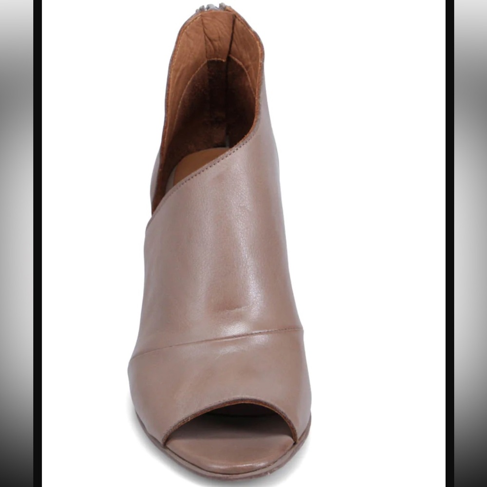 Bueno Usher Shoe in Dusty Mauve. Size 37 - Picture 2 of 10